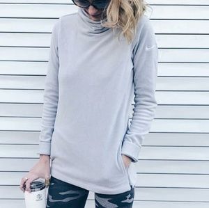 Nike Therma Polar Fleece Cowlneck